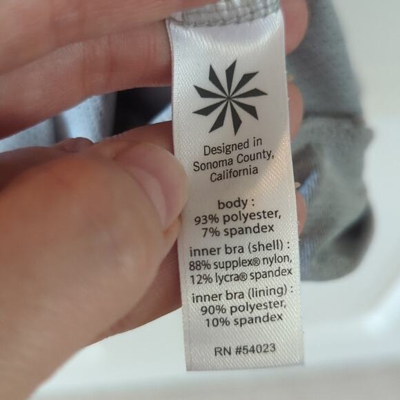 Athleta Top Built-in Bra, M - Picture 4 of 5